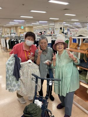 デイサービスのお買い物ツアー お知らせ イメージ